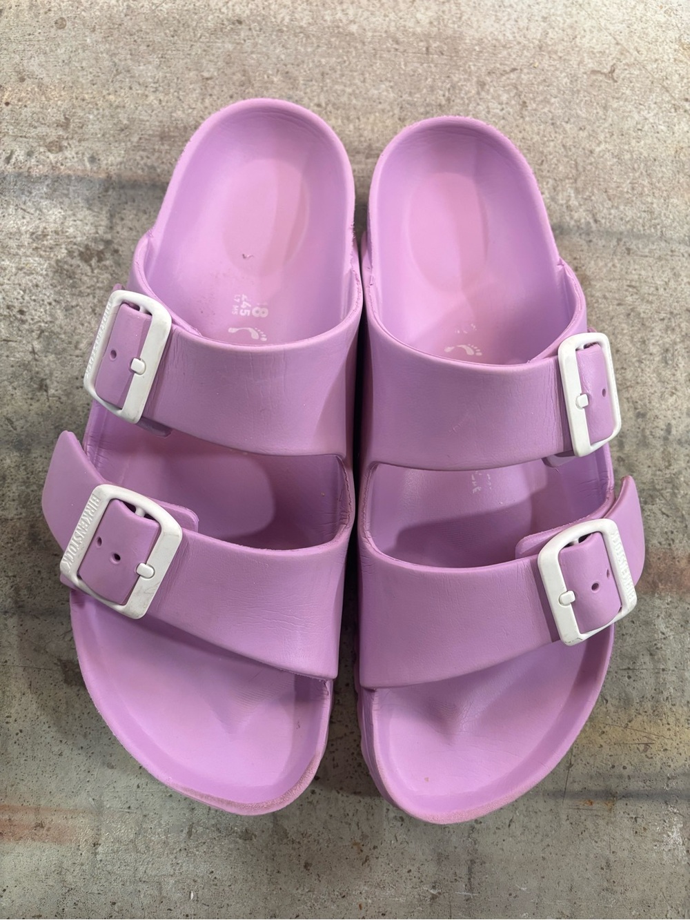 Birkenstock women’s Lilac Dual-Buckle EVA Sandals with White Buckles